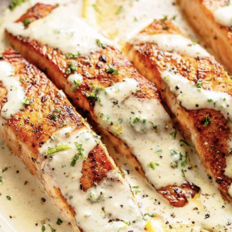 Salmon With White Wine Cream